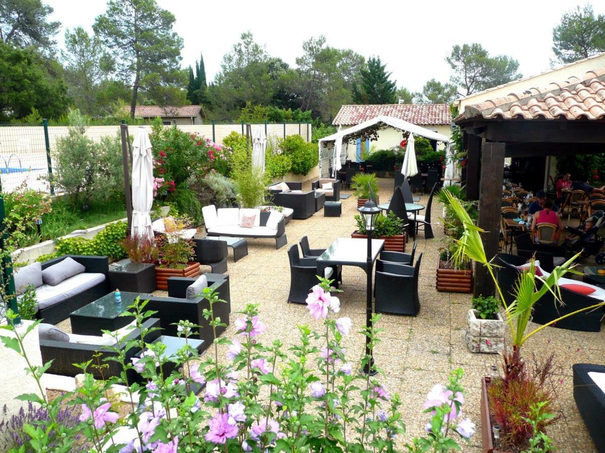 Bungalow Claret Vacquières Buitenkant foto